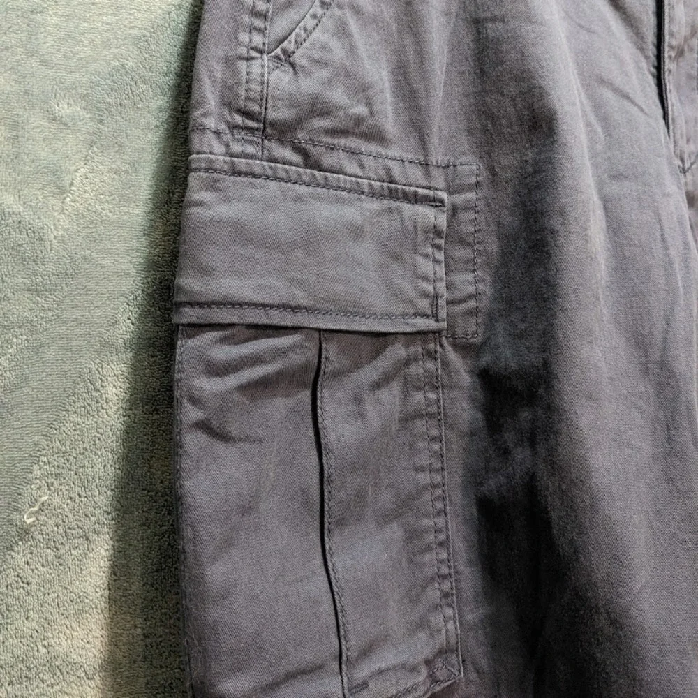 Old Navy Mens Lived-In Straight‎ Cargo Shorts Size 32 Navy Blue Cotton Twill NWT